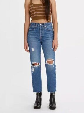 Levi’s Wedgie Straight High Rise Distressed Button Fly Crop Jeans Size 28